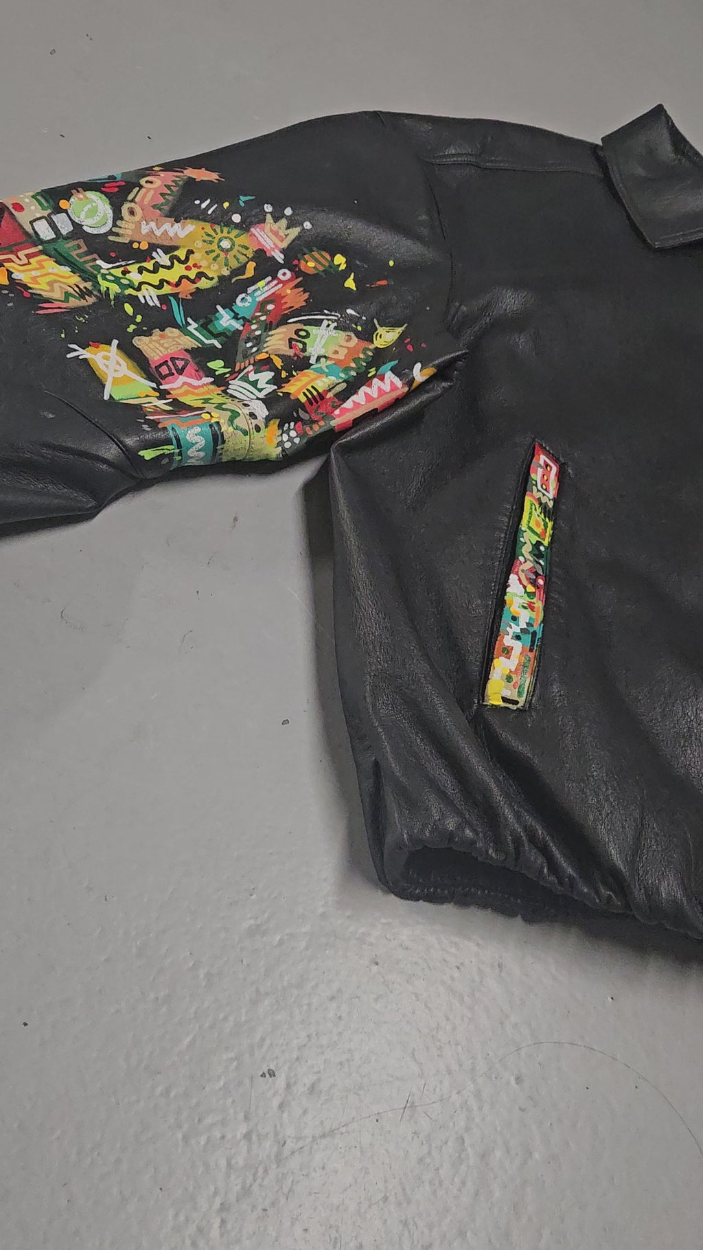 Lis'Art Bomber.